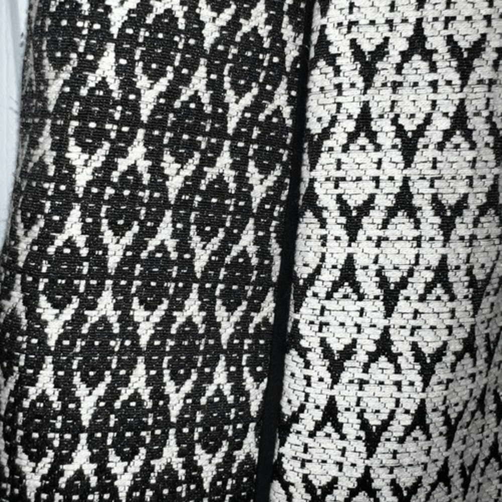 J. CREW Black & White‎ Textured Block Print Mini Skirt With Pockets EUC Size 8 - Picture 8 of 9